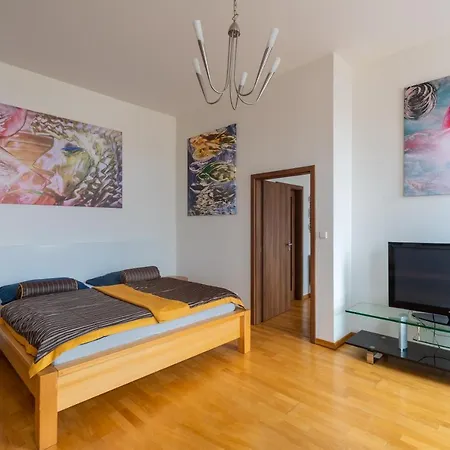 Apartman Sirius C In Center Of Cb.