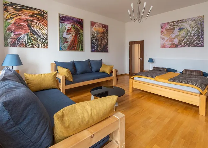 Apartman Sirius C In Center Of Cb. *