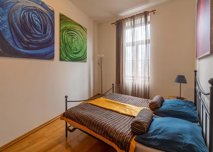 Apartman Sirius C In Center Of Cb. *